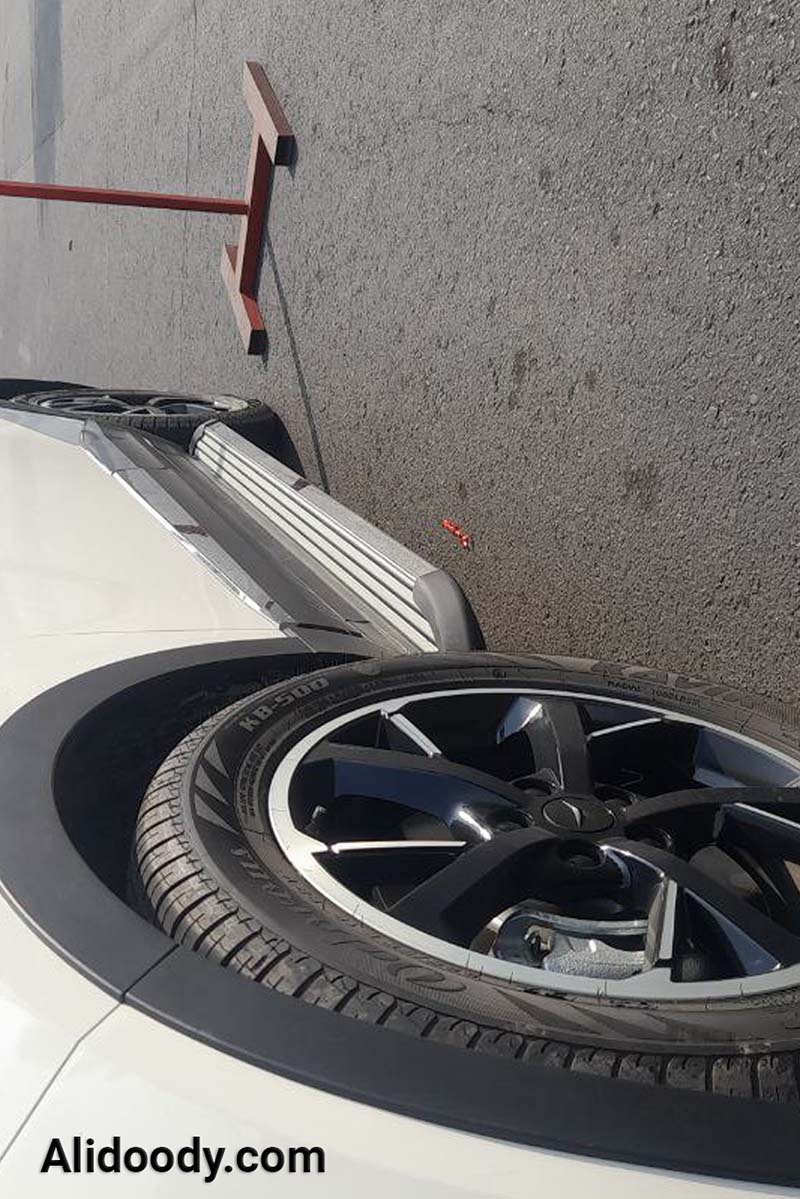 گارد و رکاب کی‌ام‌سی ایکس 5, گارد و رکاب KMC X5, رکاب فابریک KMC X5