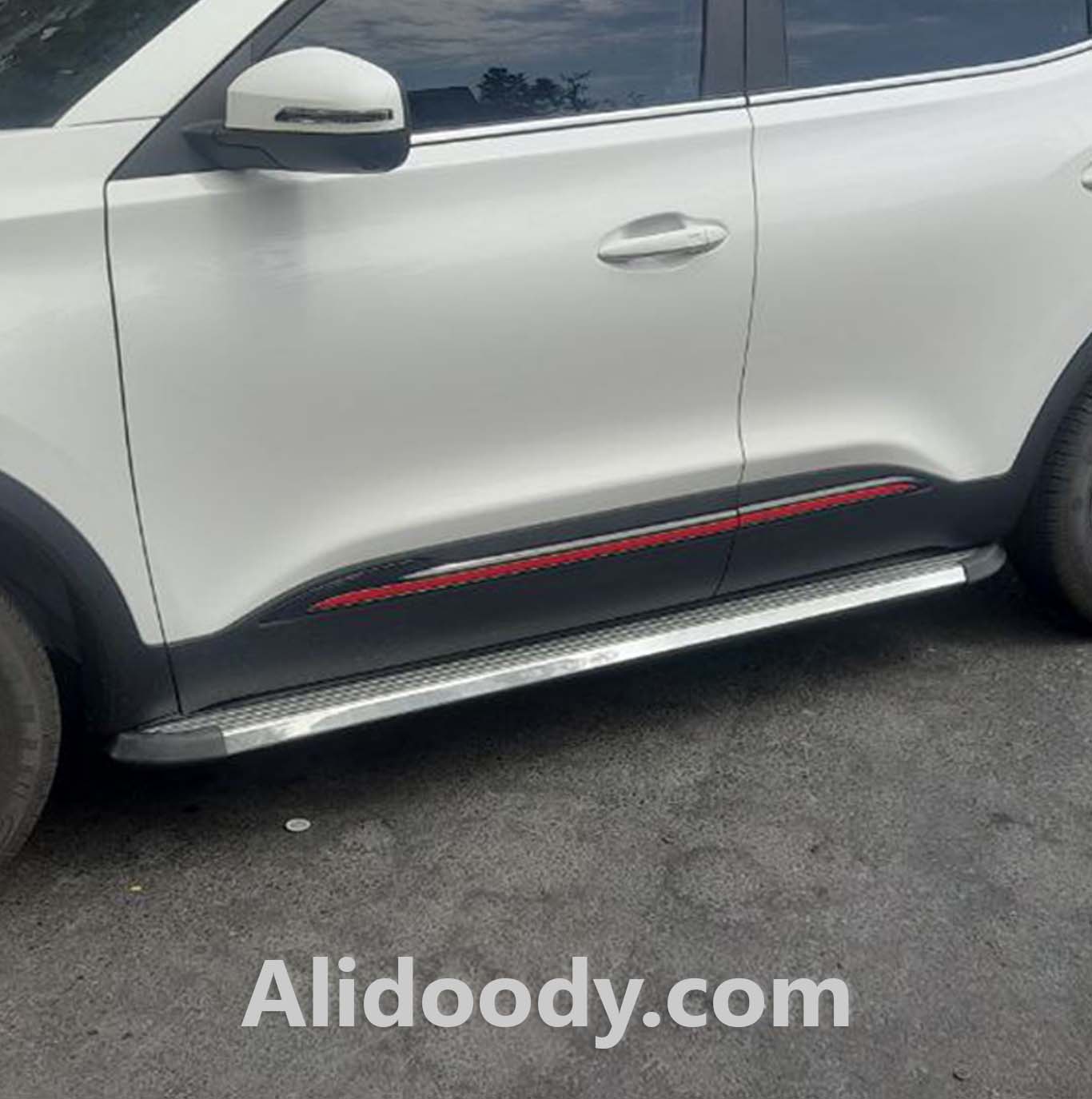 گارد و رکاب MVM X55 PRO, رکاب بغل ام وی ام X55 PRO